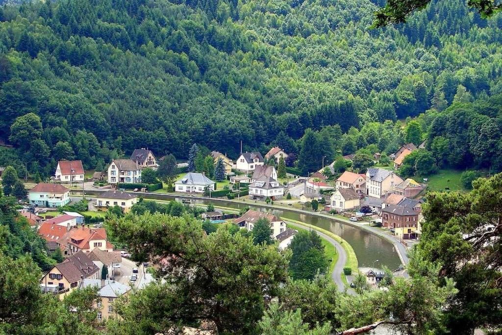 Nature, Charme, Confort, Avec Netflix Et Ps4 Lutzelbourg Exterior photo